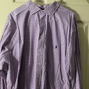 Mens checked long sleeve shirt.